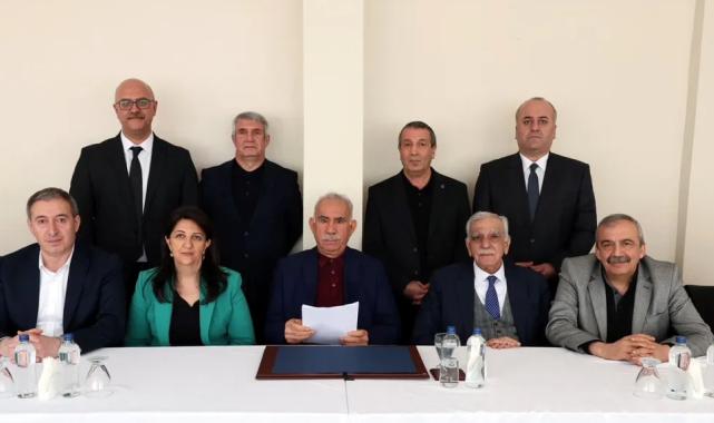 İmralı’dan silah bırakma çağrısı!