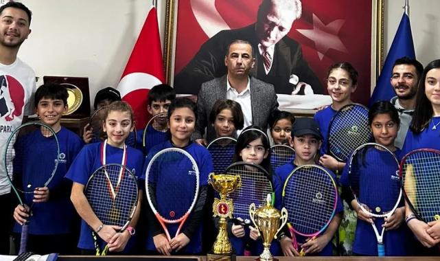 İstanbul Bakırköy’de sporcular başarıya koşuyor