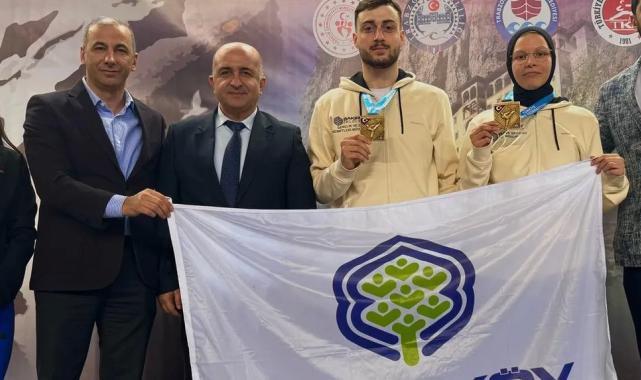 İstanbullu karateciler Türkiye Şampiyonu!