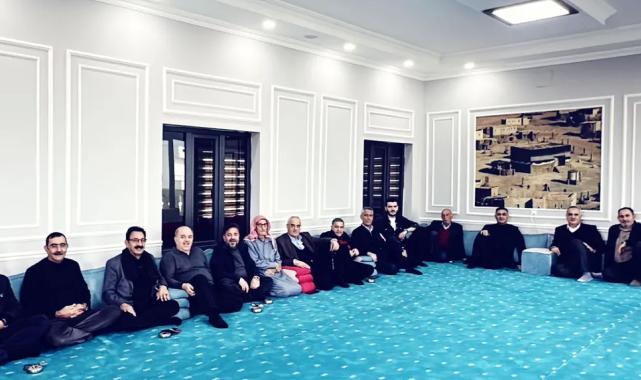 Kadim Aşiretler Federasyonu yer sofrasında toplandı