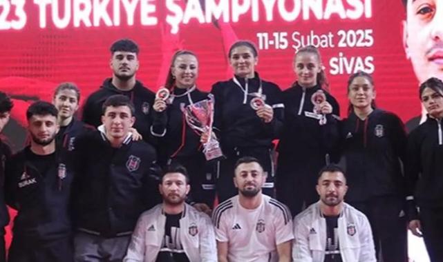 Kadınlar Sivas’ta kıyasıya mücadele etti