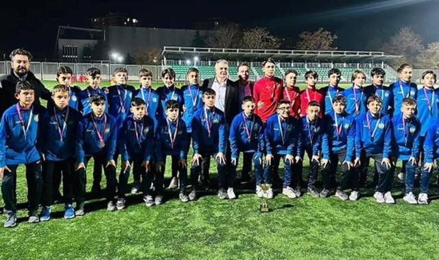 Kayseri Talas Belediyespor başarıya doymuyor