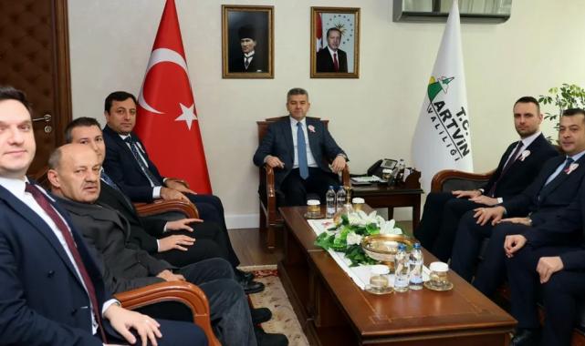 Kocaeli İzmit’te Camii merdivenleri yenileniyor