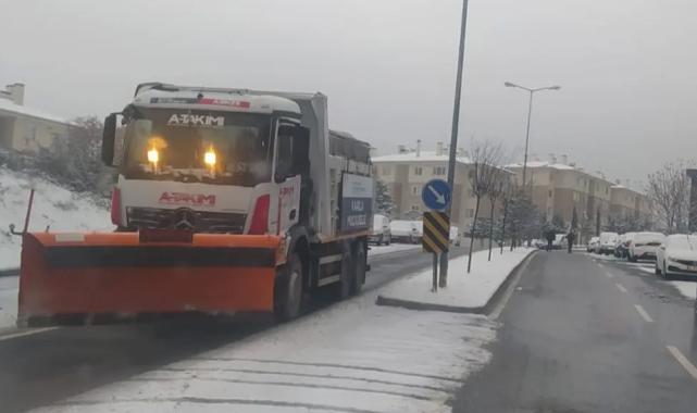 Kocaeli’de kar mesaisi sürüyor