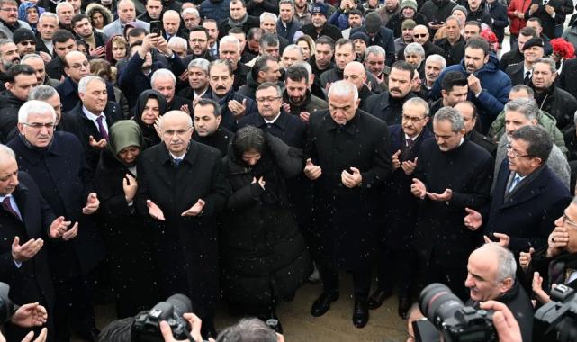 Malatya’da deprem şehitleri dualarla anıldı