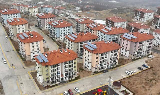 Malatyalılar konutlarına kavuşuyor