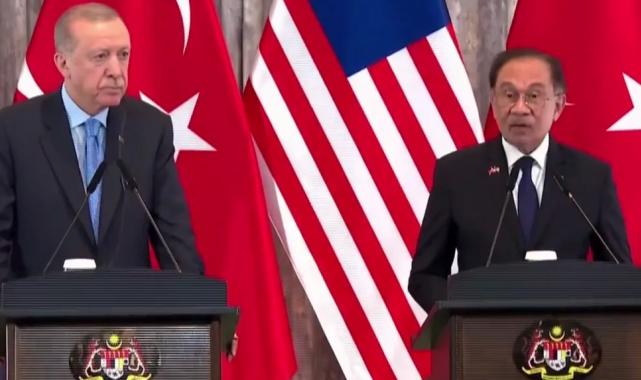 Malezya’da heyetler arası görüşmeler tamamlandı… Ortak açıklama yapılıyor