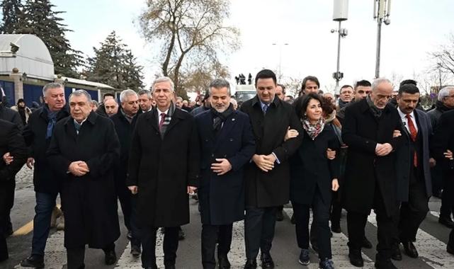 Mansur Yavaş’tan madencilere destek