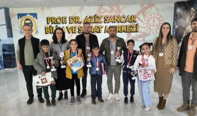 Mardin Abdulkadir Tutaşı İlköğretim Okulu Tazıf Turnuvası’na damga vurdu