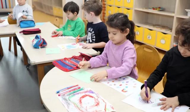 Mudanyalı çocuklar sevgilerini Hatay’a gönderdi