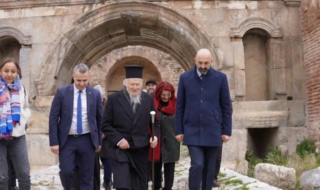 Patrik Bartholomeos’tan Bursa İznik’e ziyaret… İznik’te Papa hazırlığı