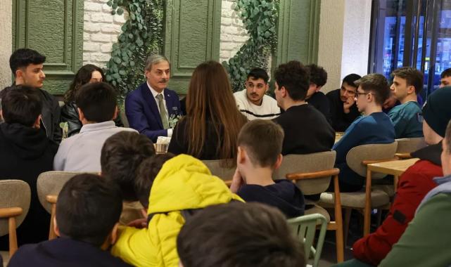 Sakarya’da Başkan Alemdar gençlerle buluştu!