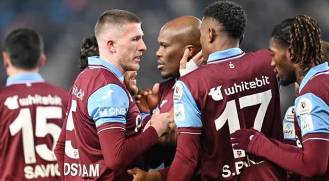 Trabzonspor 1-0 ikas Eyüpspor (Maç Sonucu) Fırtına evinde tek attı 3 puan aldı!