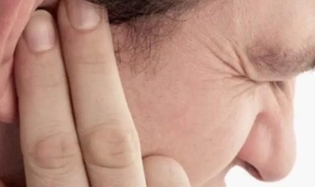 Uçaklarda gürültüye bağlı işitme kaybına dikkat!