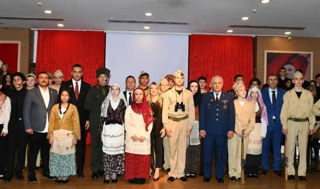 18 Mart’ta kahramanlar unutulmadı: Çiğli’de anma töreni