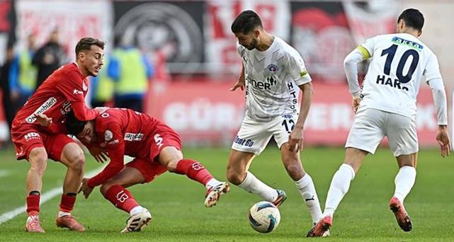 Onvo Antalyaspor 2-1 Çaykur Rizespor (Maç Sonucu) Antalya uzatmalarda 3 puana uzandı!