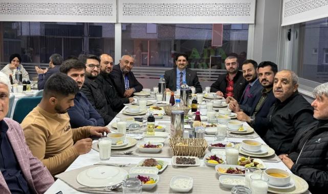 AK Parti Mardin’de basın mensuplarıyla iftarda buluştu