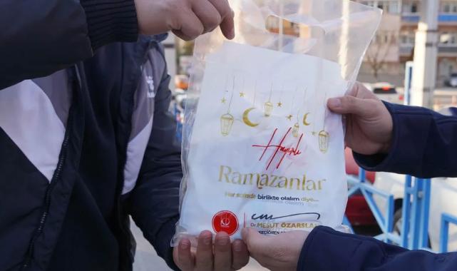 Ankra Keçiören Belediyesi’nden kumanya ve tatlı ikramı