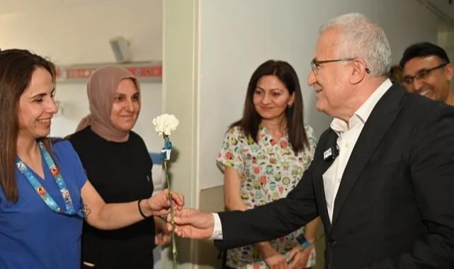 Antalya Kumluca’da sağlık çalışanlarına ‘Tıp’ ziyareti