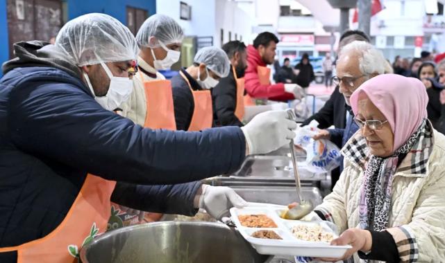 Antalya Muratpaşa Ramazan’ın son iftarlarını planladı