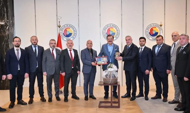 Artvin Ticaret Borsası’ndan, TOBB Genel Başkanı Hisarcıklıoğlu’na ziyaret