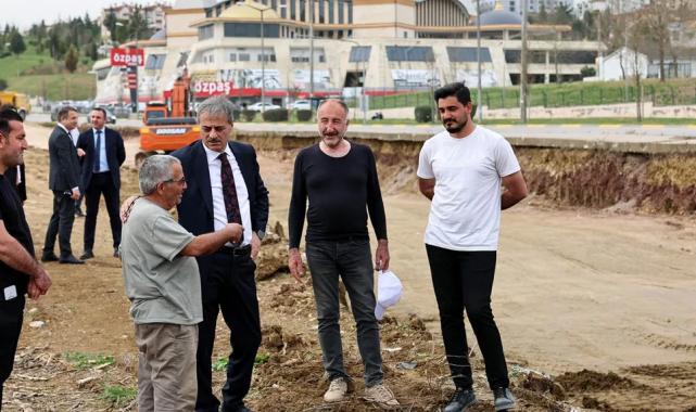 Başkan Alemdar, metrobüs hattında çalışmaları inceledi