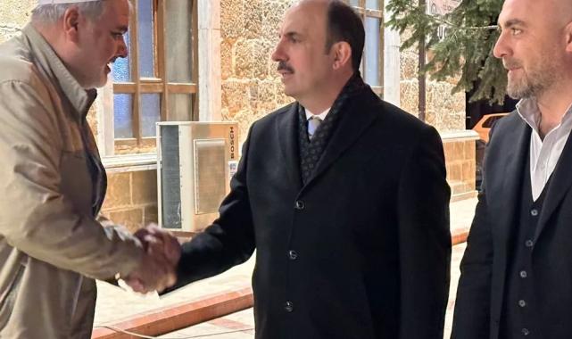 Başkan Altay Çumralıların Ramazan bereketine ortak oldu