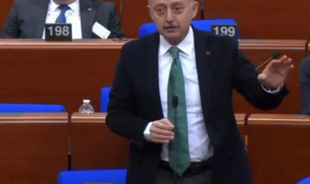 Başkan Büyükakın, Avrupa Yerel Yönetimler Kongresi’nde haksızlığa karşı çıktı