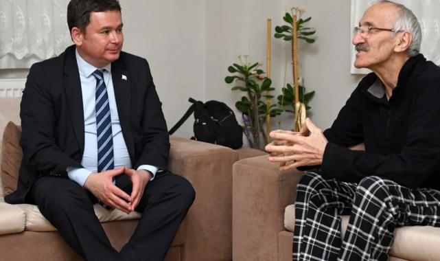 Bursa Osmangazi’de Başkan Aydın ev ziyaretlerinde