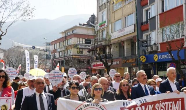 Bursa’da 14 Mart yürüyüşü gerçekleştirildi