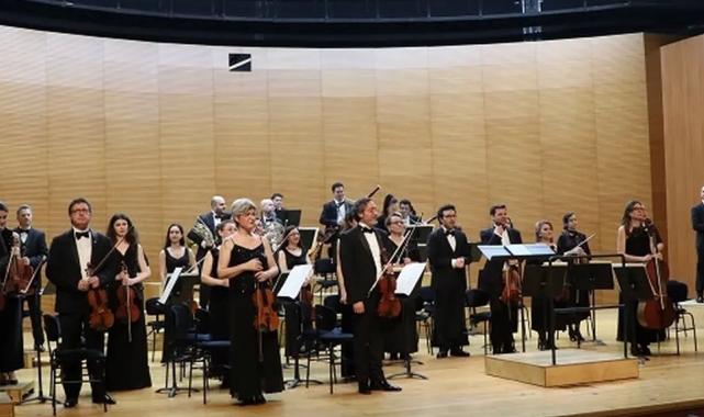 Çanakkale destanı Bursa’da senfonik ezgilerle yankılandı