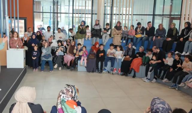 Çocuklar masal diyarına yolculuk yaptı