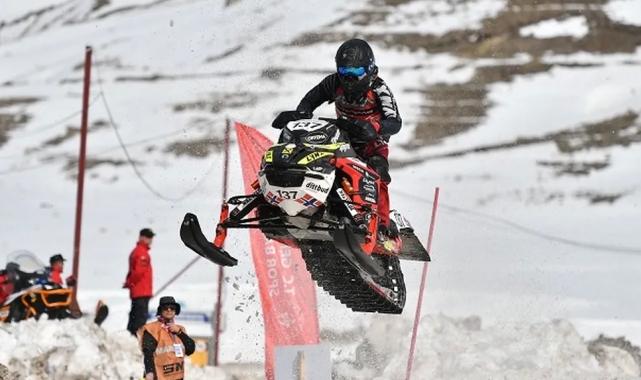 Dünya Snowcross Şampiyonası Erciyes’te start aldı