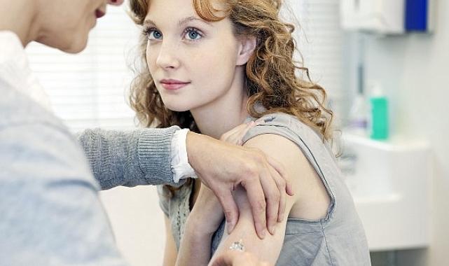 Ergenlik Dönemi Aşılamaları İhmal Edilebiliyor!