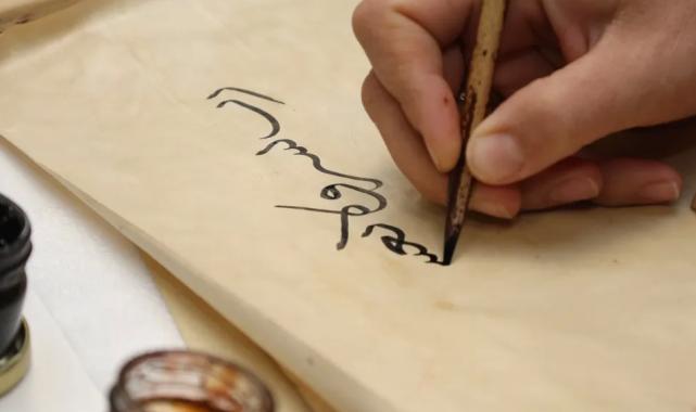 Hüsn-i Hat ile Kocaeli’de kalemin dilini konuşturuyorlar