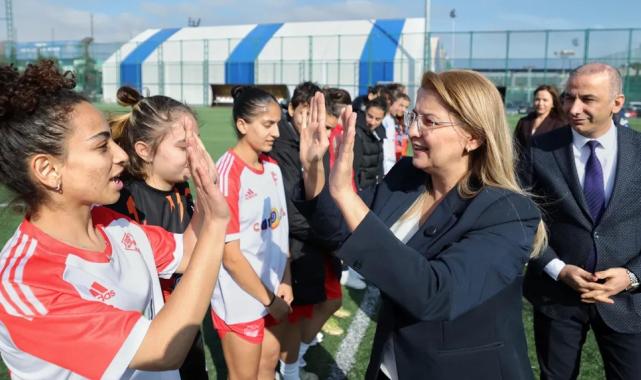İstanbul Bakırköy’de emekçi kadınlar sahada buluştu