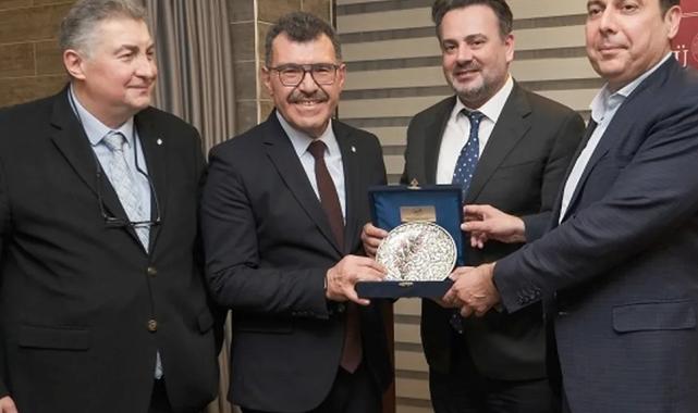 İTÜ mezunları Bursa’da aynı sofrada buluştu