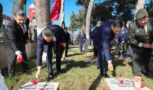 İzmir Narlıdere Çanakkale Zaferi’nin kahramanlarını andı