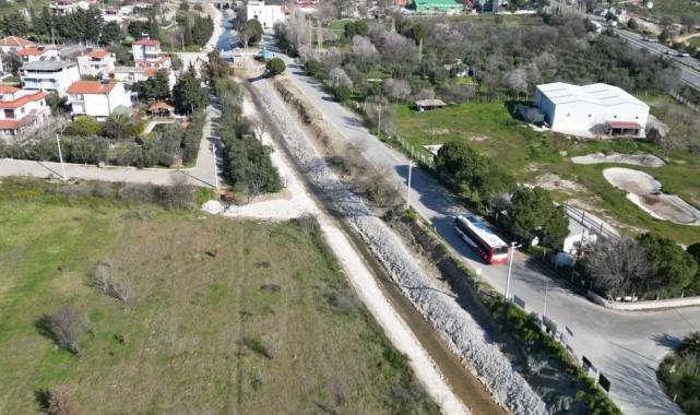 İzmir Yarımada’da dereler ıslah edildi