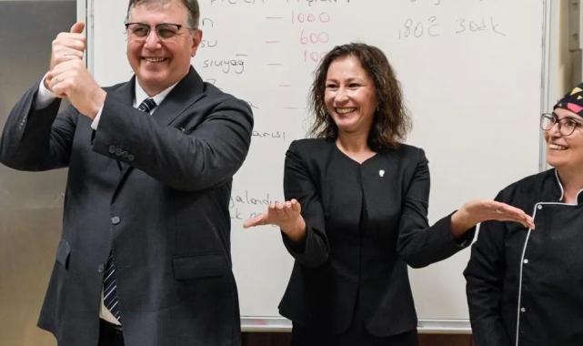 İzmir’de işaret dili tercümanları, hastane işlemlerinde de aktif olacak