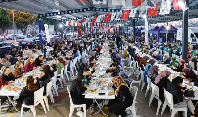 İzmir’in dayanışma ruhu artıyor!