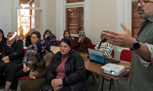 İzmirli anneler madde bağımlılığına karşı bilinçleniyor