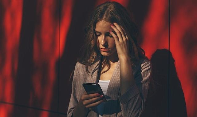 Kadınların %58’i En Az Bir Kere Çevrimiçi Şiddete Maruz Kalıyor!