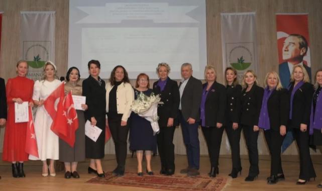 Kahraman hekimlerin hayatını meslektaşları Bursa Osmangazi’de oyunla anlattı