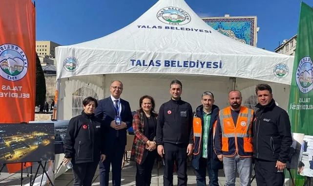 Kayseri Talas deprem stantı açtı