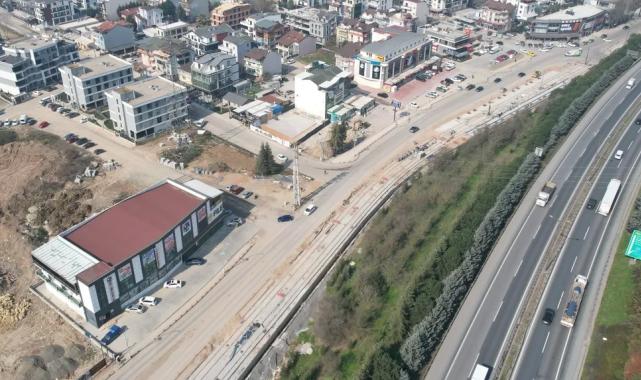 Kocaeli Büyükşehir, trafiğe kapatılan menfezde çalışmalarını tamamladı