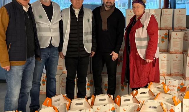 Kocaeli Gedidaç Erzincanlılar Derneği’nden erzak yardımı