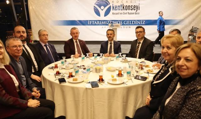 Kocaeli’nin ‘ortak aklı’ iftarda buluştu