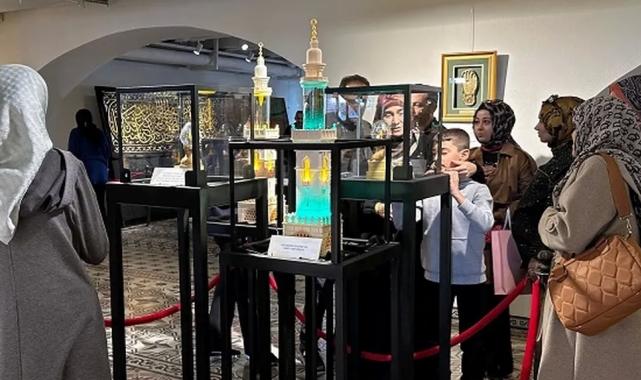 Konya’da ‘Mukaddes Emanetler’ yoğun ilgi görüyor