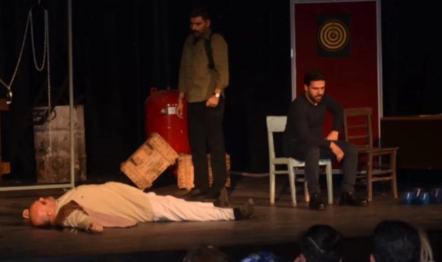 Malatya’da ‘Barış Ressamı’ sahnelendi